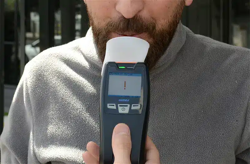 Armas NAM-19E Alcohol Breathalyser Displaying Test Results